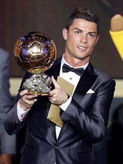 Cristiano Ronaldo a câştigat al treilea Balon de Aur (FOTO)